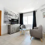 1174 Lutgardo Lopez - Apivend Immo * Roses