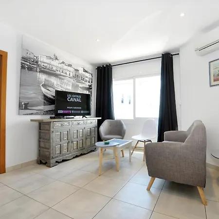 1174 Lutgardo Lopez - Apivend Immo * Roses