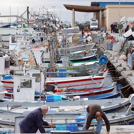 1174 Lutgardo Lopez - Apivend Immo Apartman